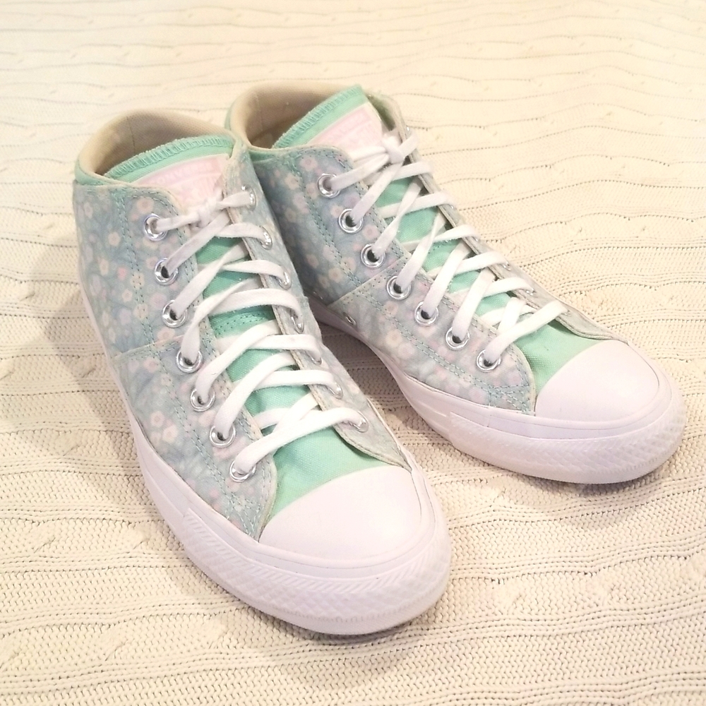 Converse Madison Ditsy Flower